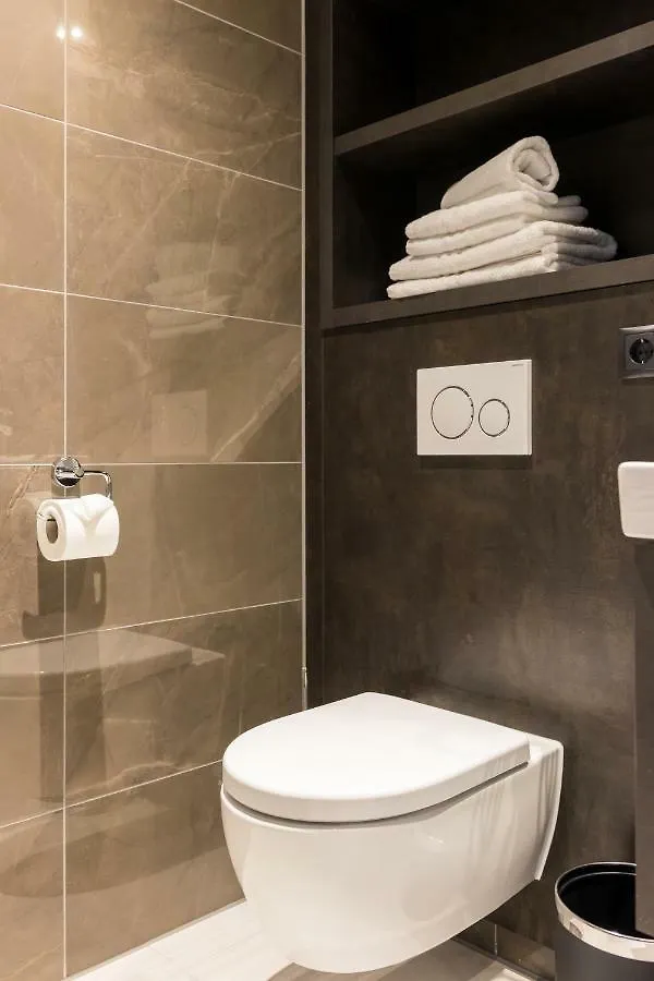 ****  Riva Hotel Den Haag - Delft Netherlands